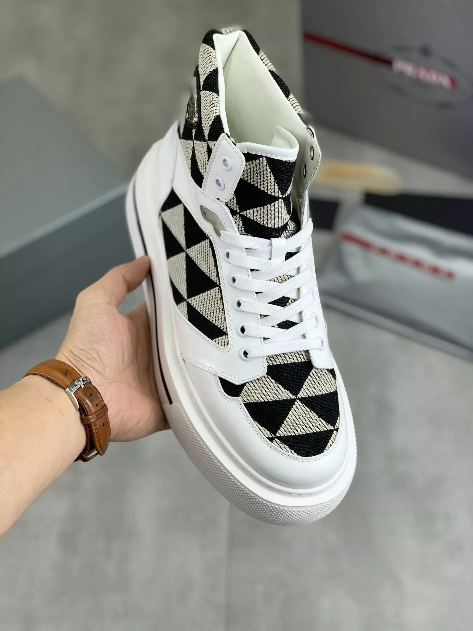 Practical 8773 Prada High Top Shoes For Men