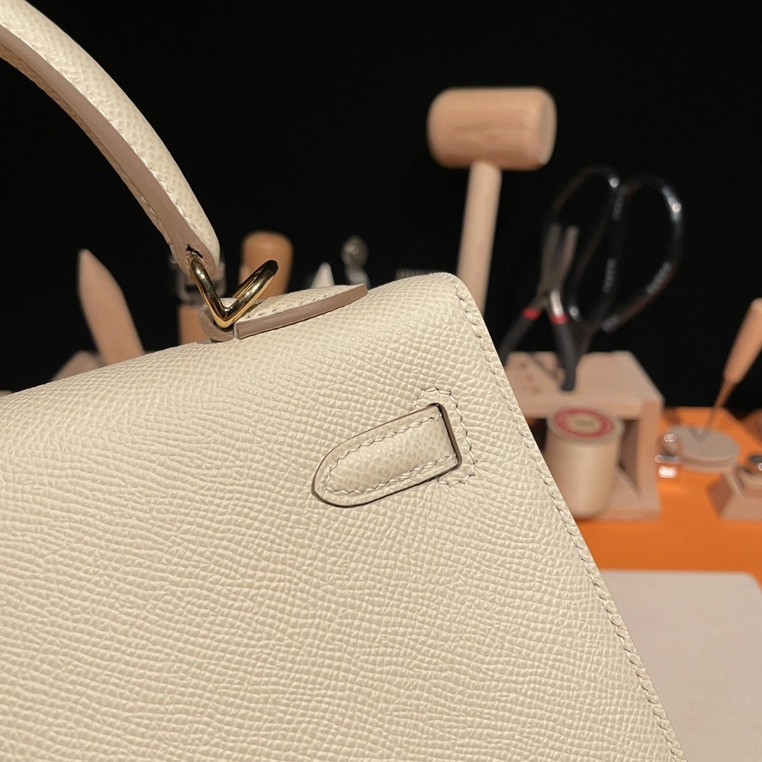Practical 8798 Hermes AAA Quality Handbags In Gold For Women