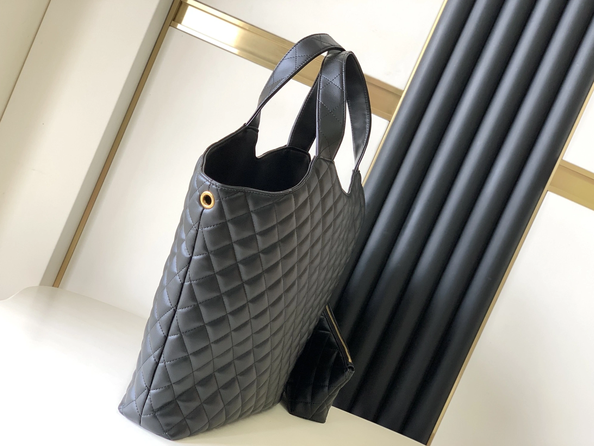Practical 8813 Yves Saint Laurent AAA Quality Handbags For Women