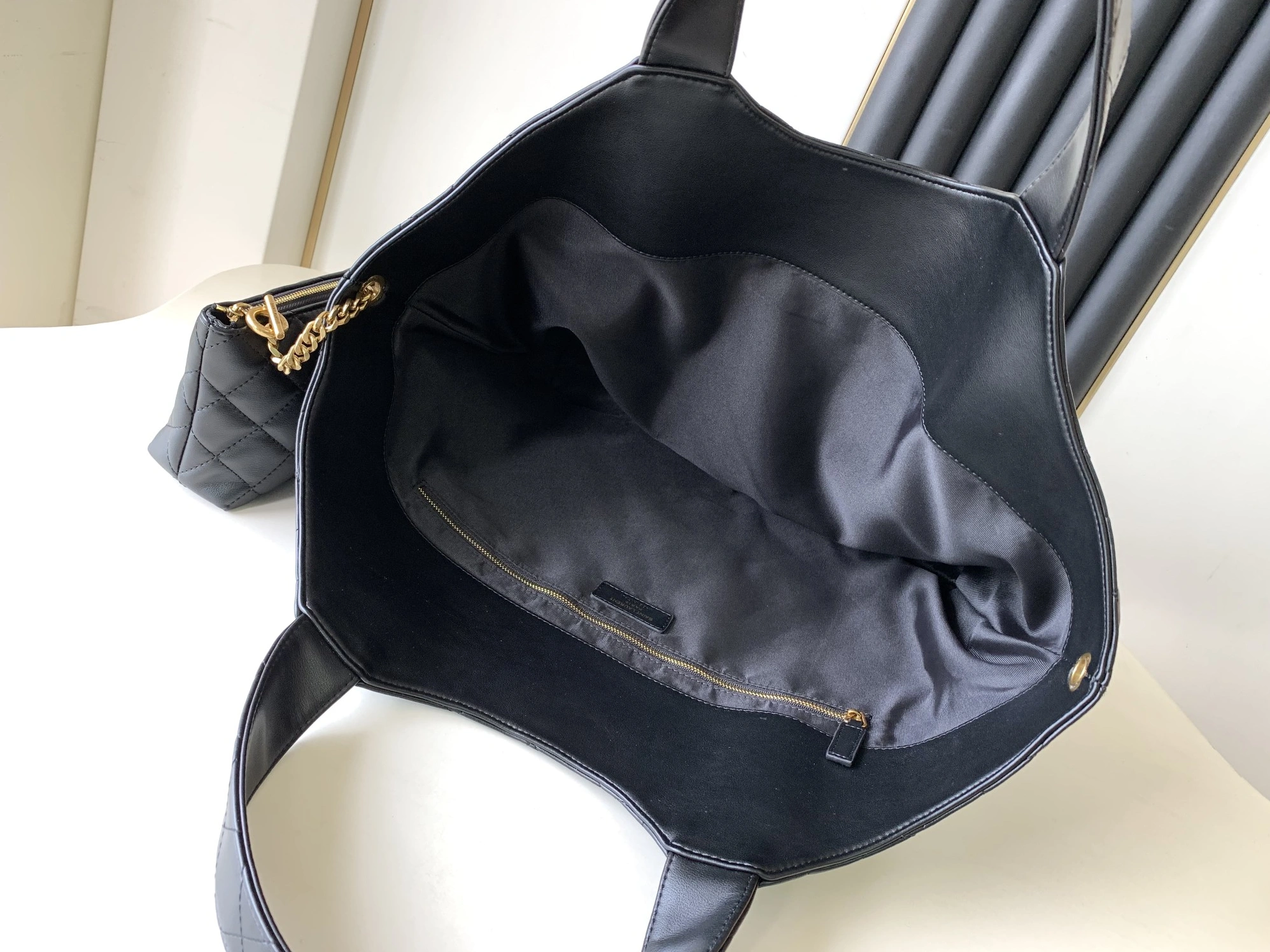 Practical 8813 Yves Saint Laurent AAA Quality Handbags For Women