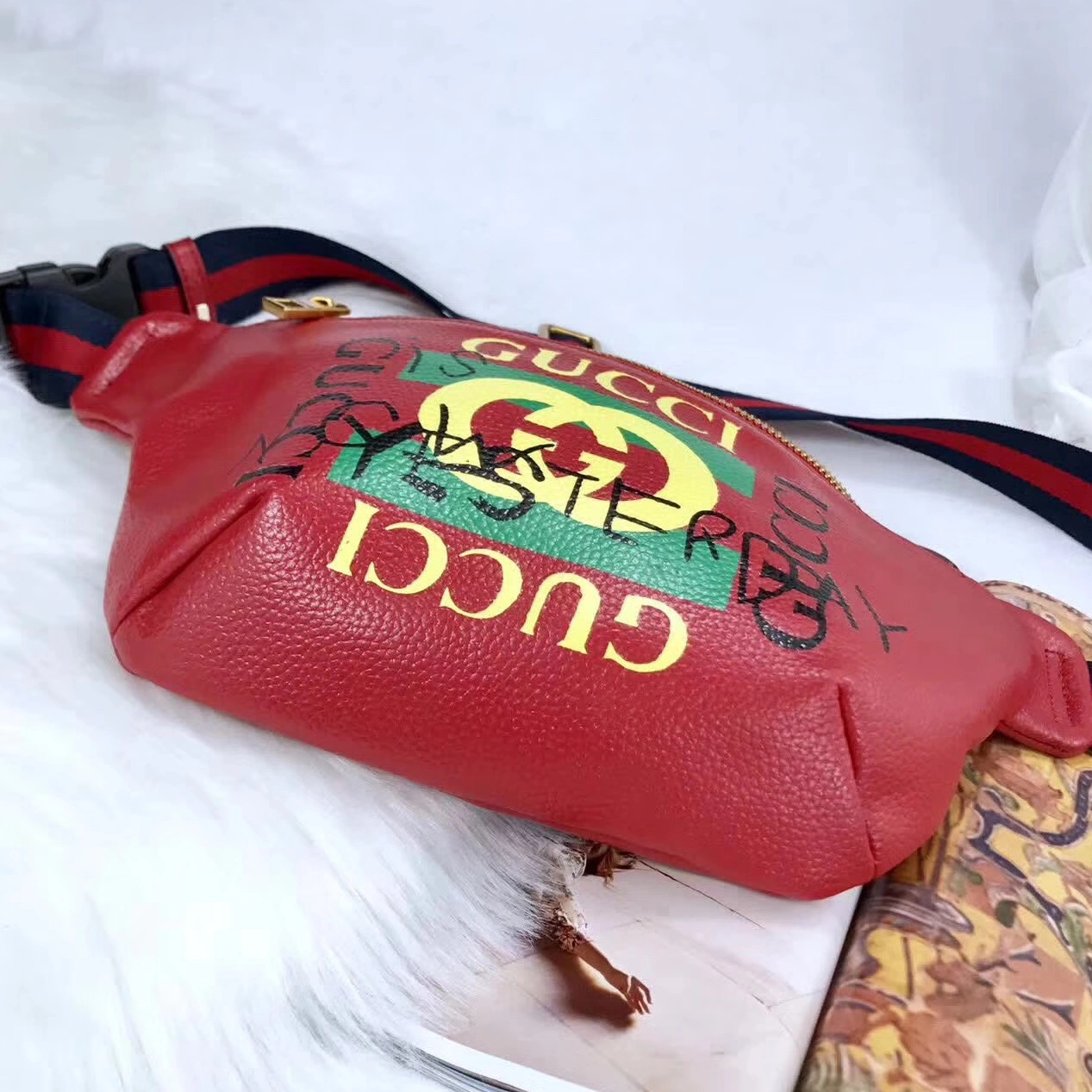 Practical 8918 Gucci AAA Quality Waist Bags