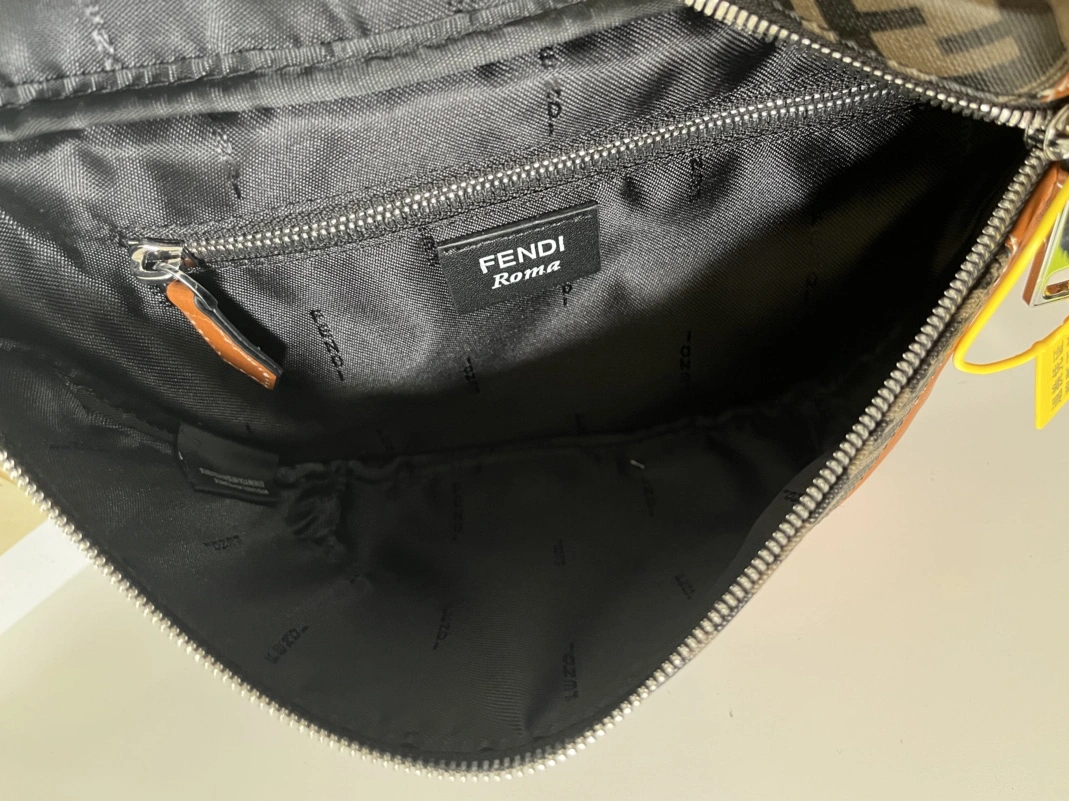 Practical 9367 Fendi AAA Man Belt Bags