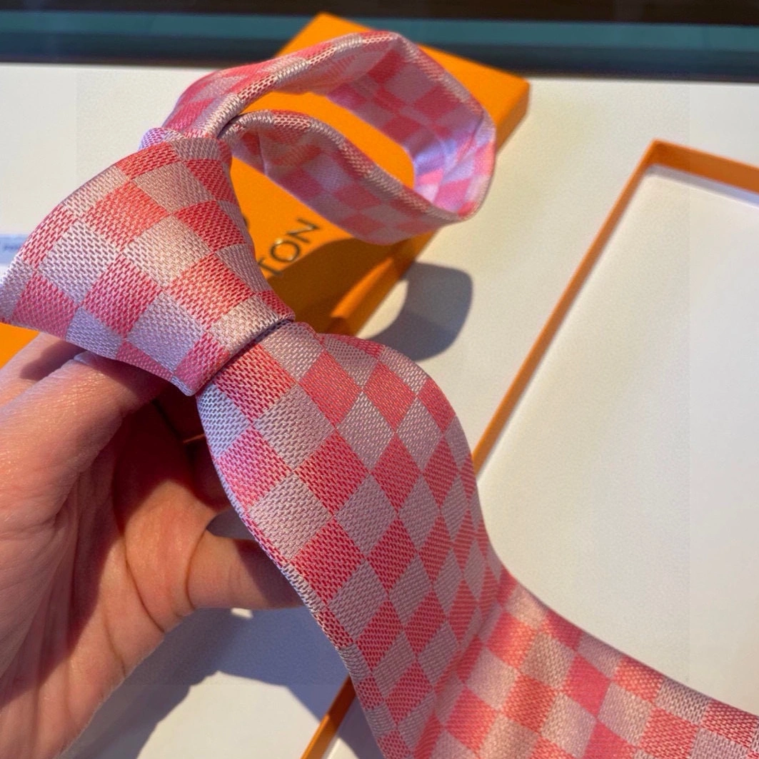 Practical 9384 Louis Vuitton LV Necktie For Men