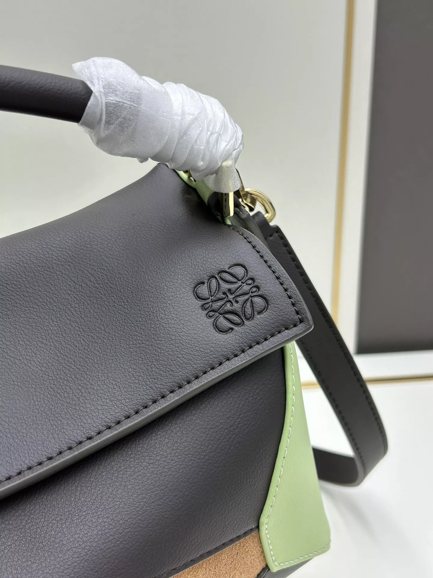 Practical 9411 LOEWE AAA Quality Messenger Bags For Women