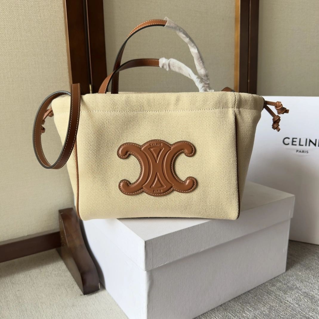 Practical 9847 Celine AAA Quality Handbags For Women