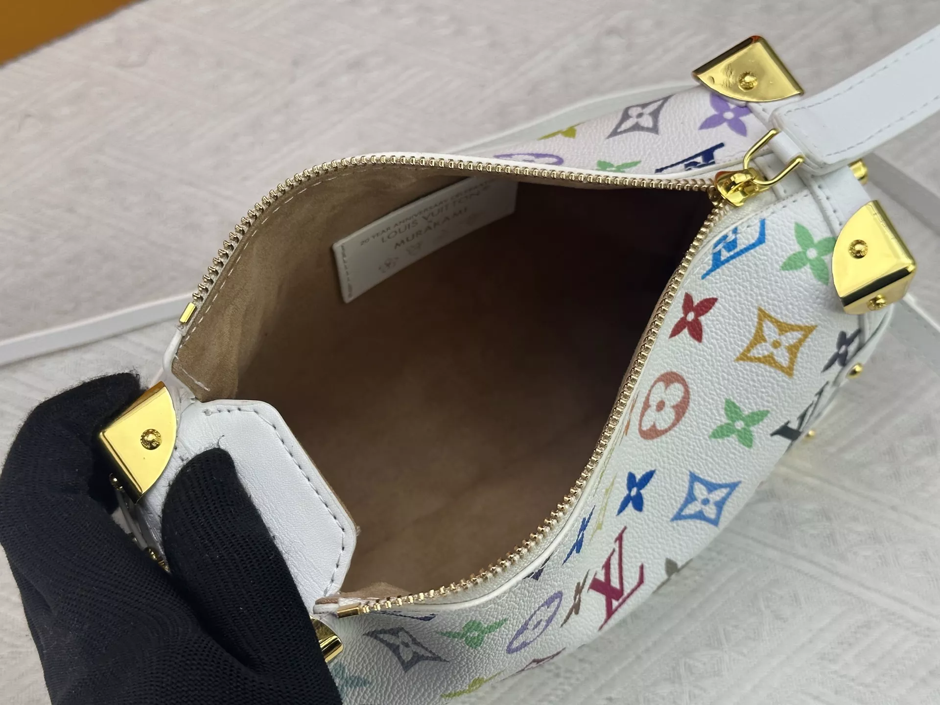 Practical 9919 Louis Vuitton AAA Quality Messenger Bags For Women