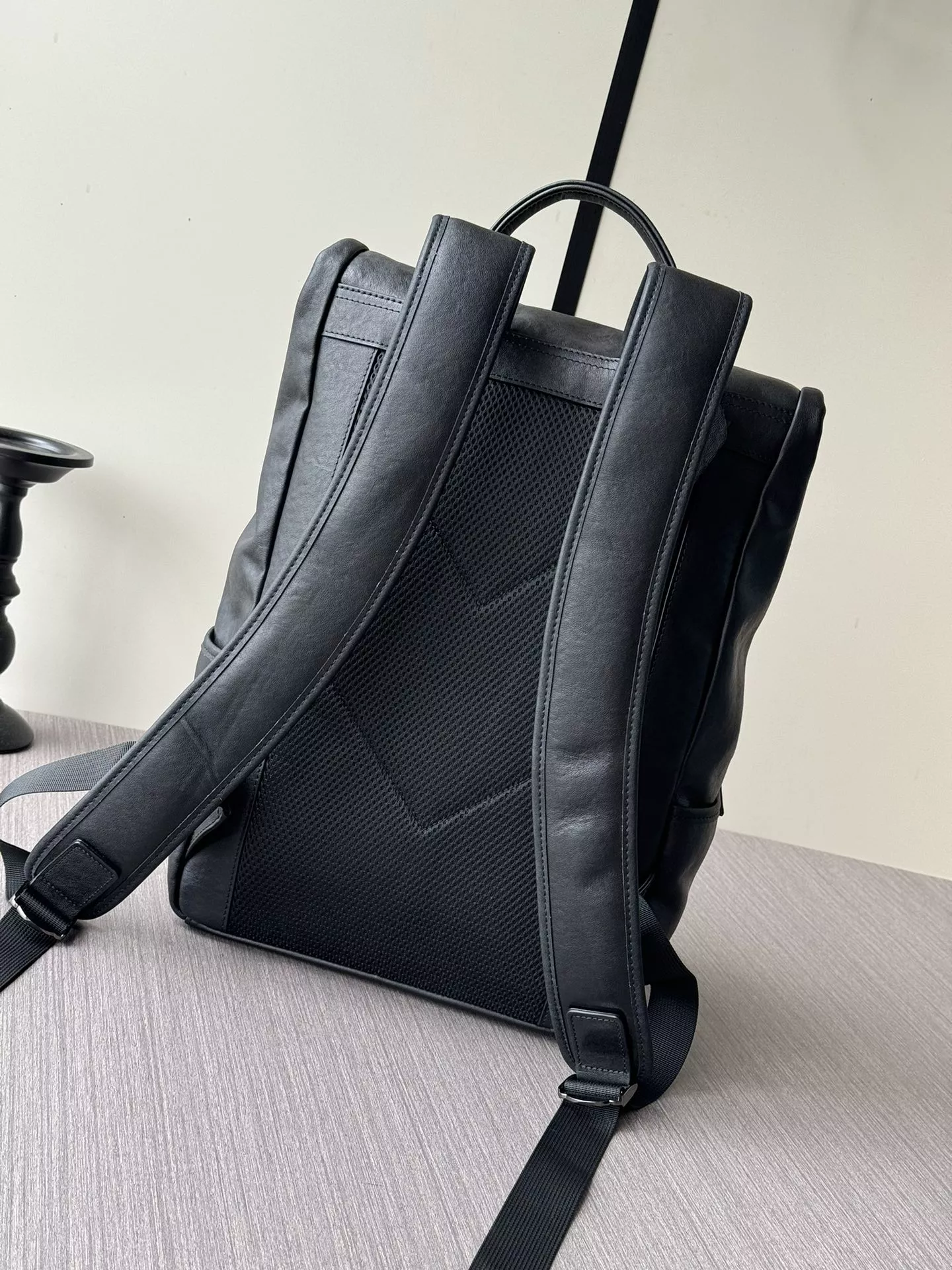 Prada AAA Man Backpacks Classic 7559