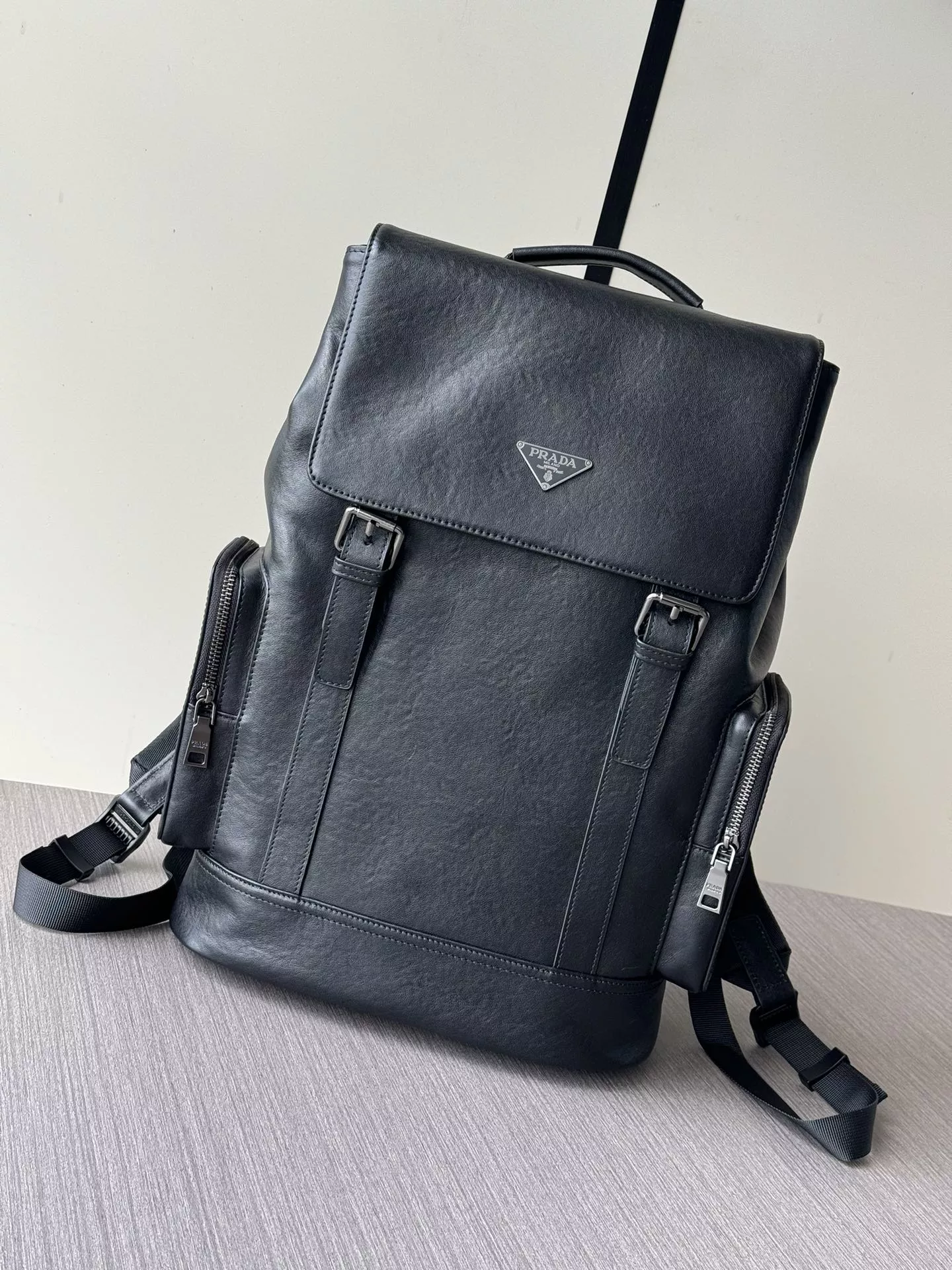 Prada AAA Man Backpacks Cozy 805