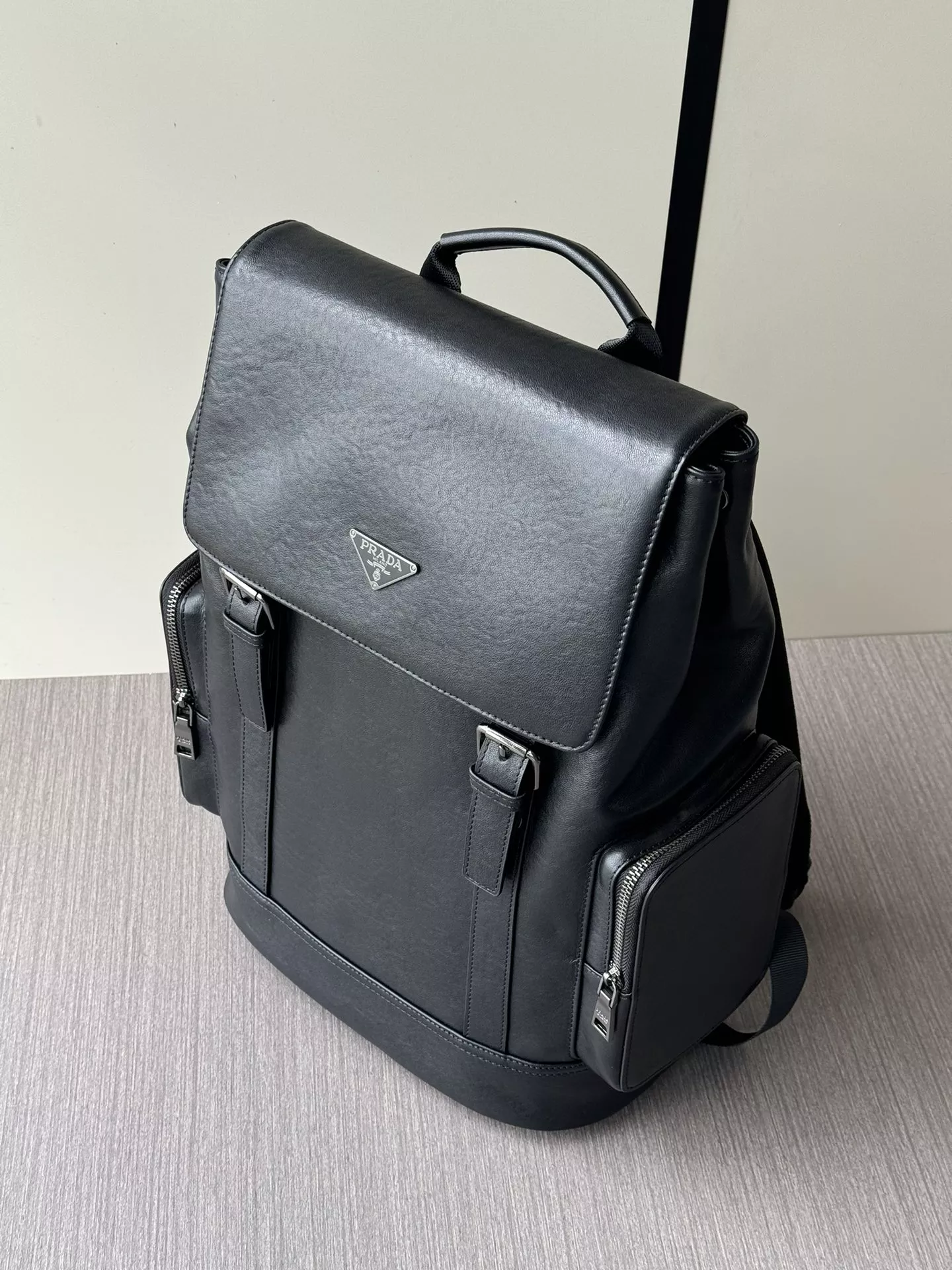 Prada AAA Man Backpacks Cozy 805