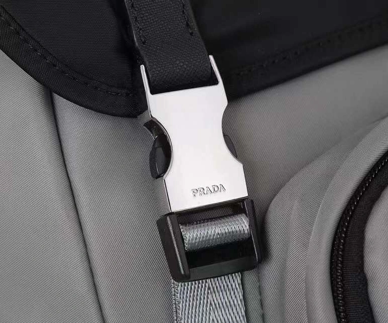 Prada AAA Man Backpacks DailyWear 2980