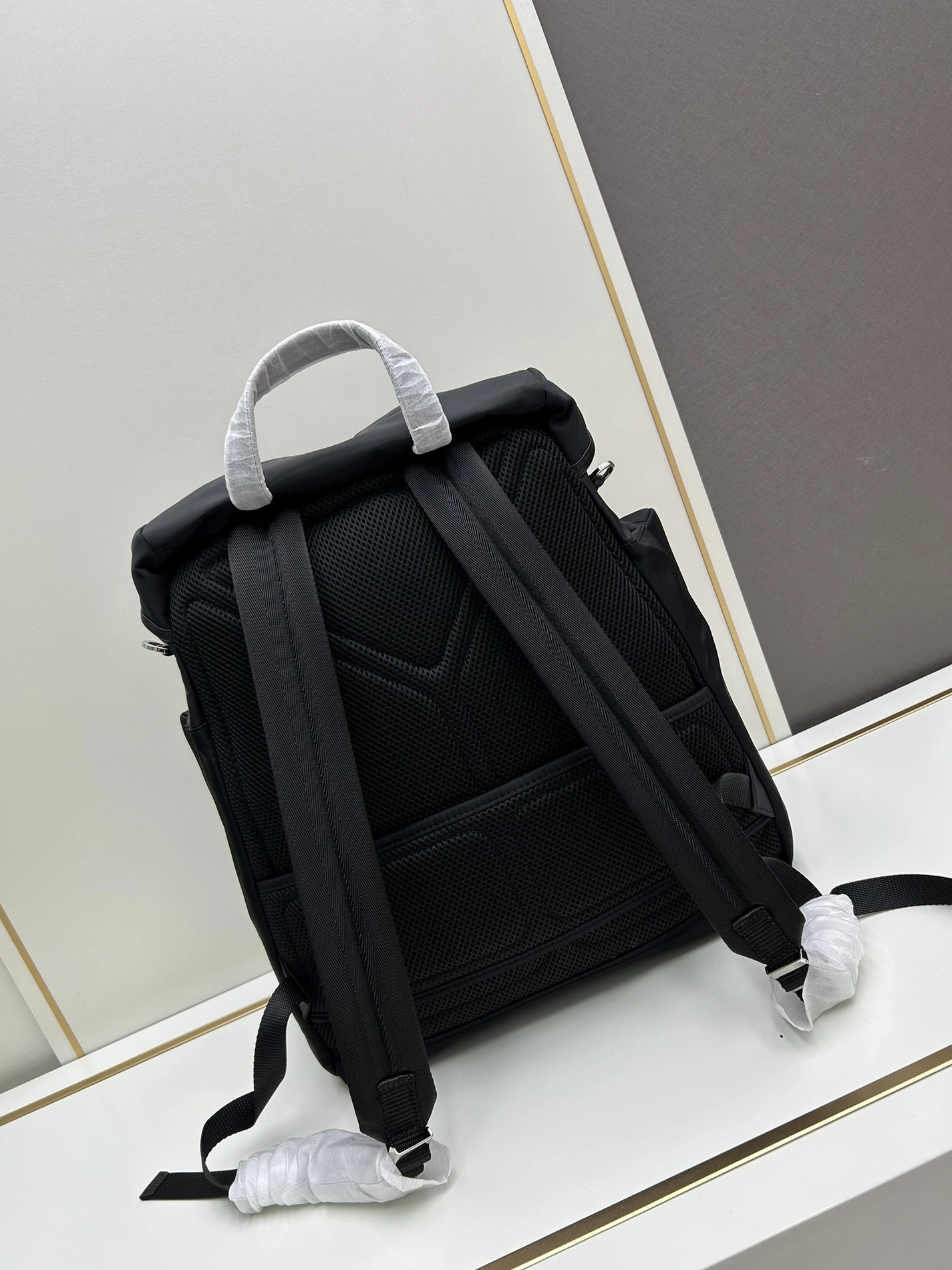 Prada AAA Man Backpacks Durable 5620