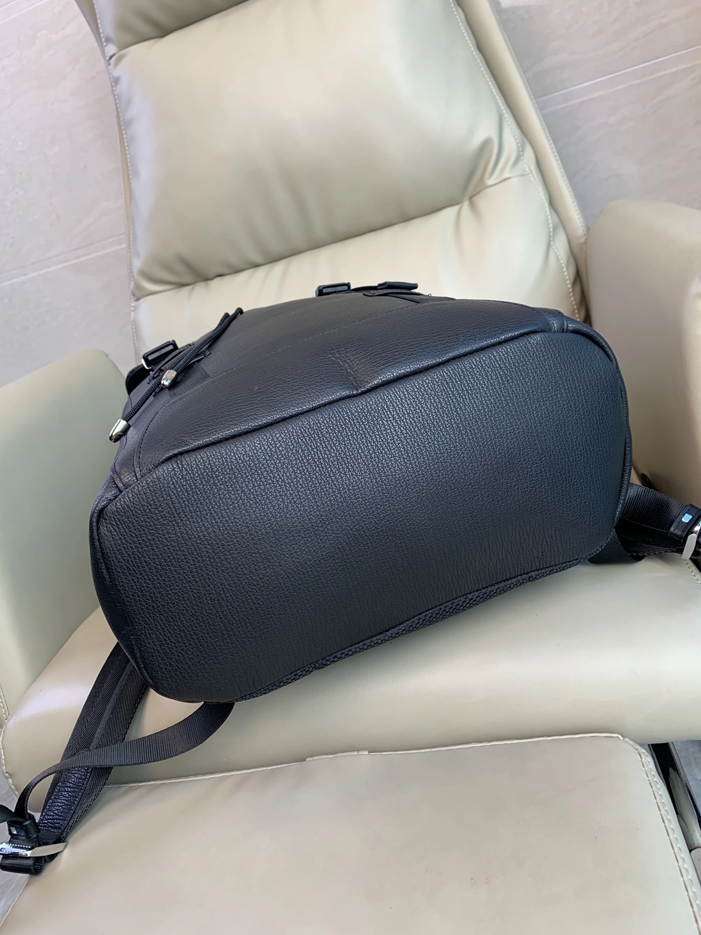 Prada AAA Man Backpacks Functional 7218