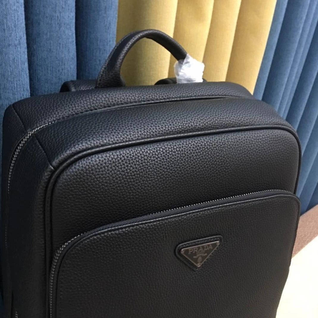 Prada AAA Man Backpacks Modern 3118