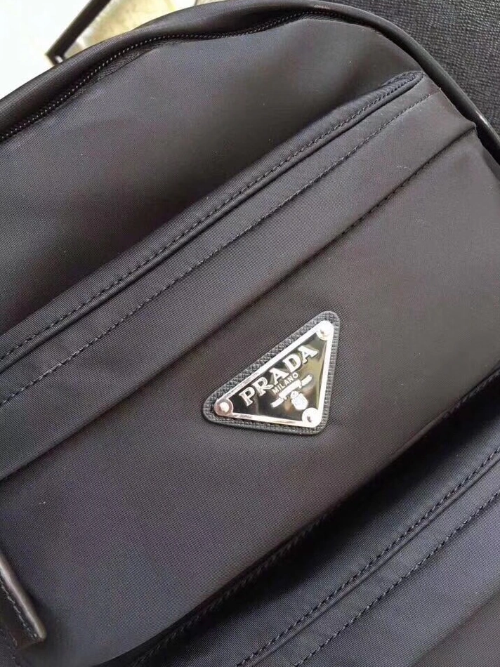 Prada AAA Man Backpacks Popular 3103
