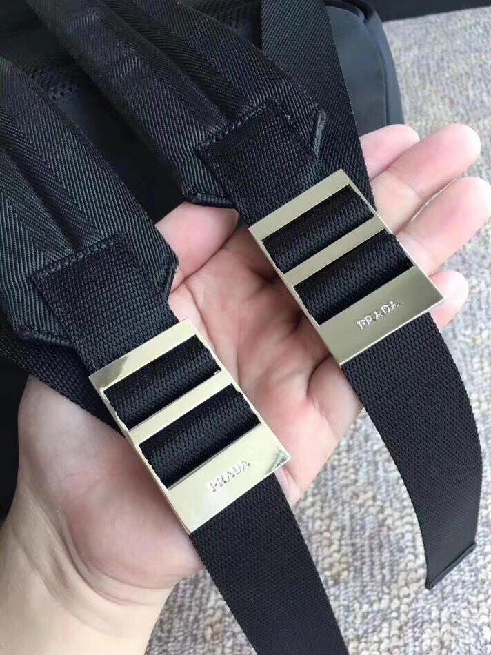 Prada AAA Man Backpacks Popular 3103