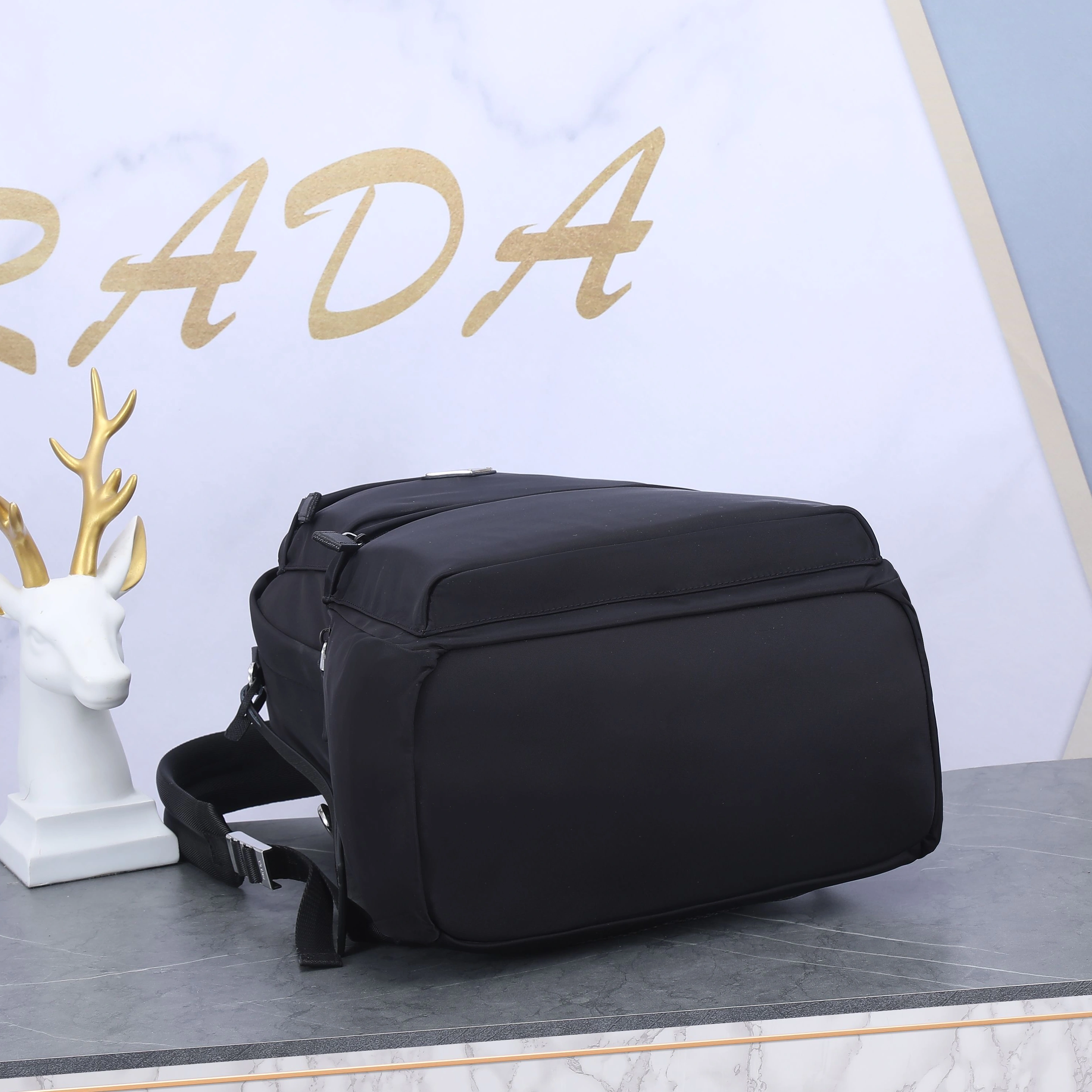 Prada AAA Man Backpacks Resilient 3541