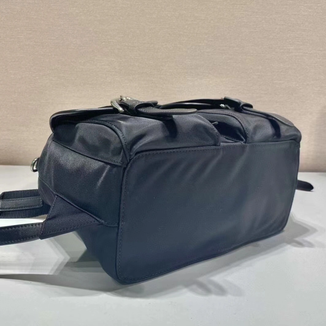 Prada AAA Man Backpacks SportInspired 9178
