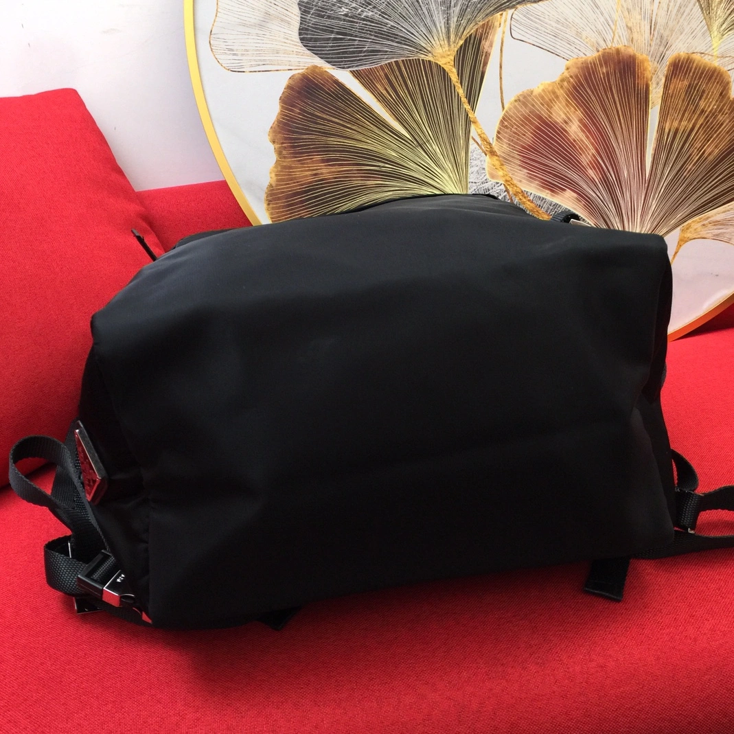 Prada AAA Man Backpacks Timeless 4940