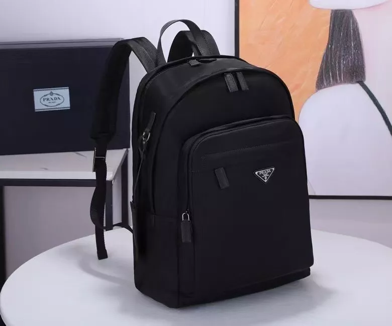 Prada AAA Man Backpacks WellDesigned 1815