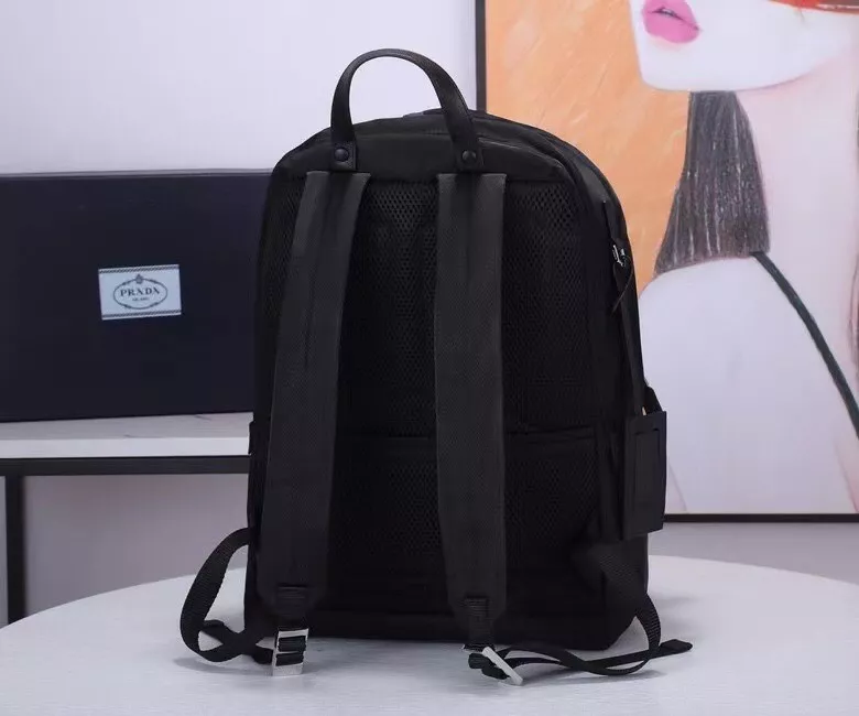 Prada AAA Man Backpacks WellDesigned 1815