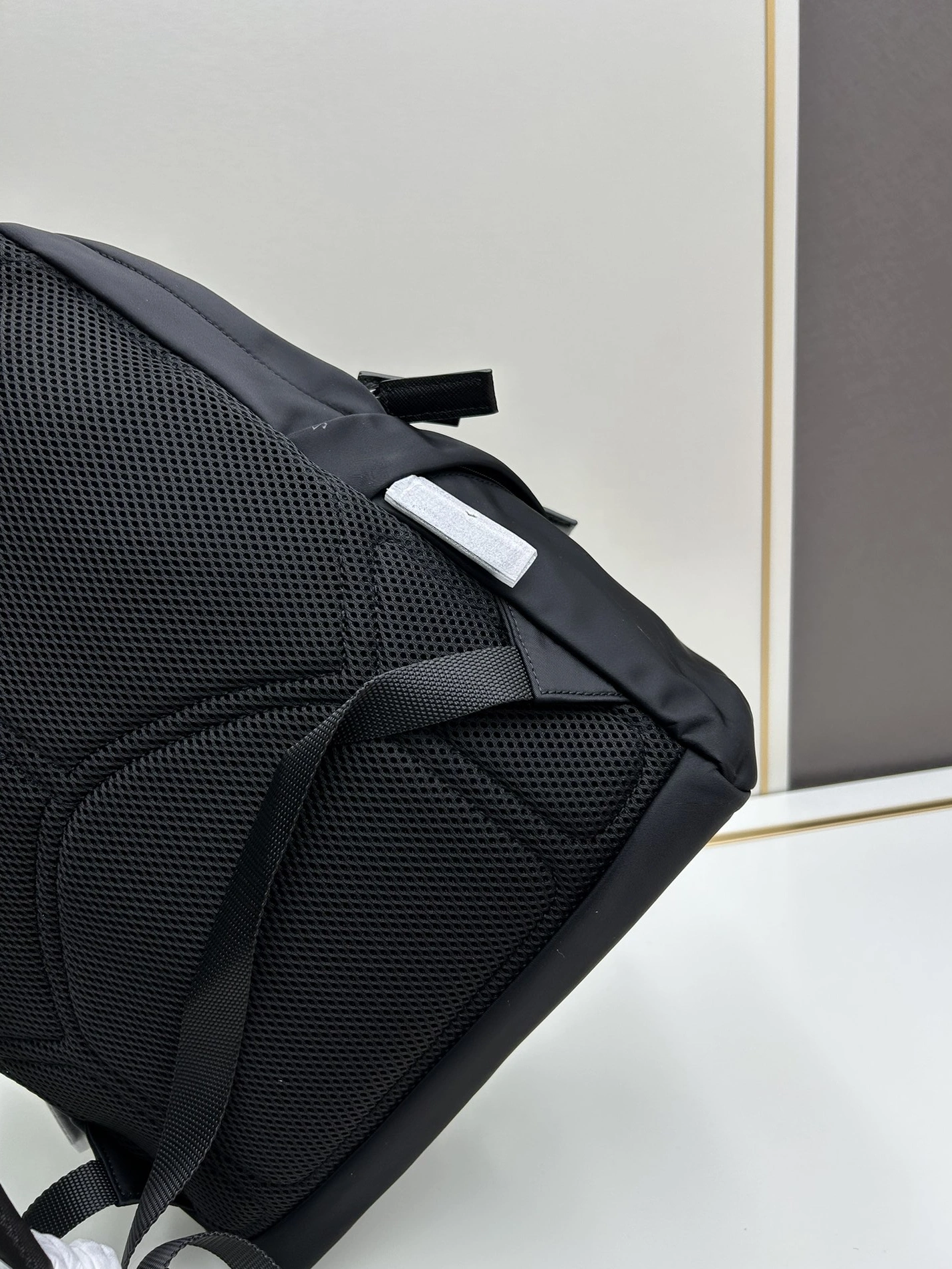 Prada AAA Man Backpacks WellDesigned 4077