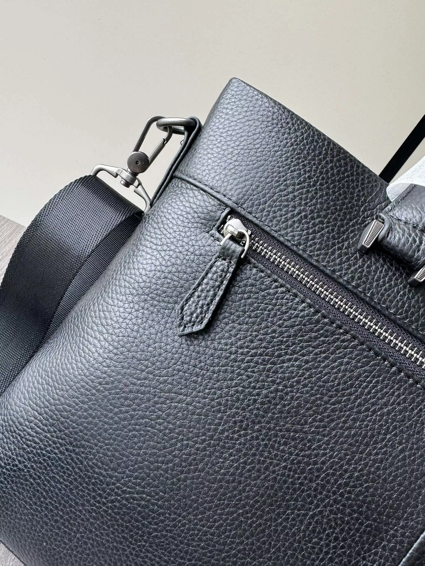 Prada AAA Man Handbags Bold 8539