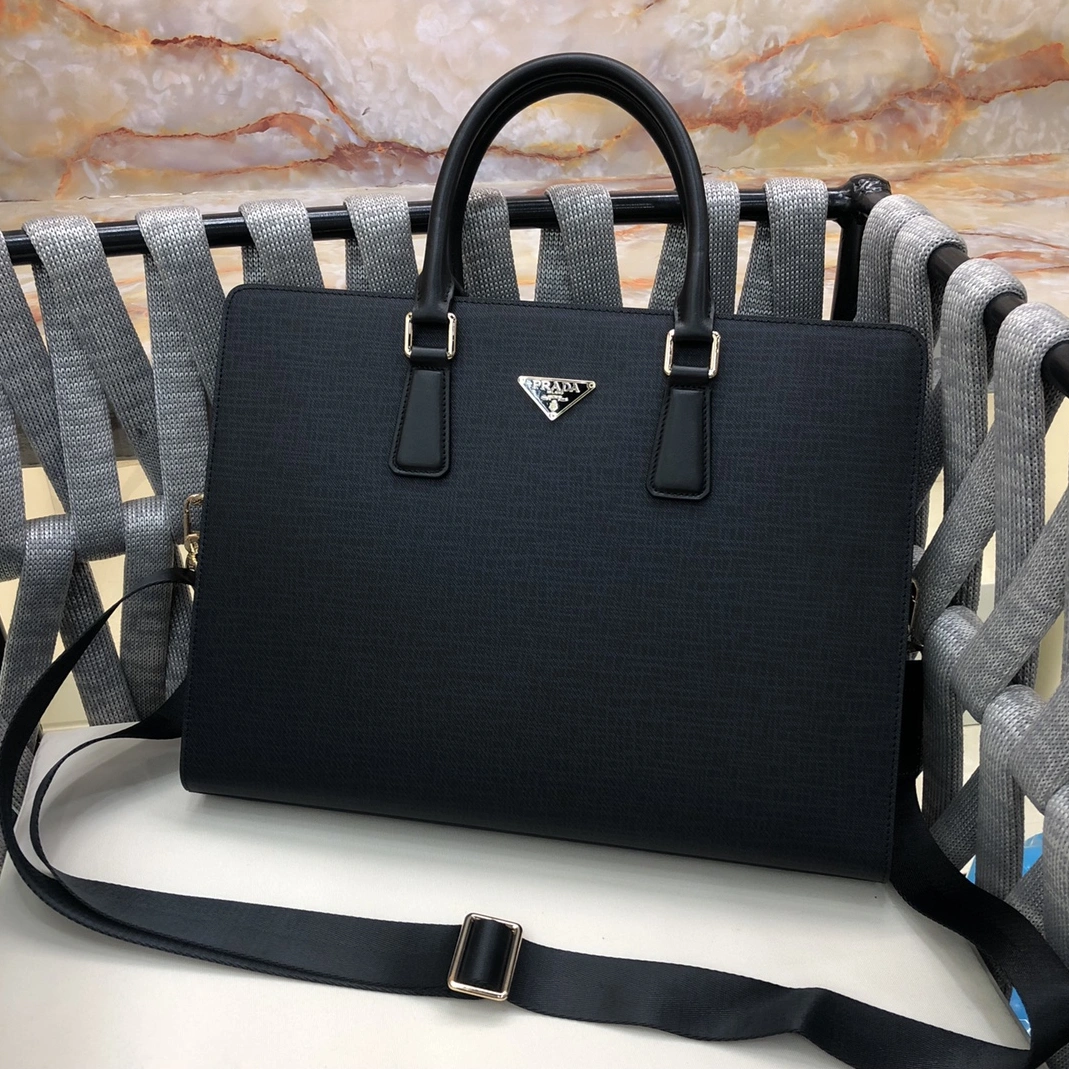Prada AAA Man Handbags Bright 2585