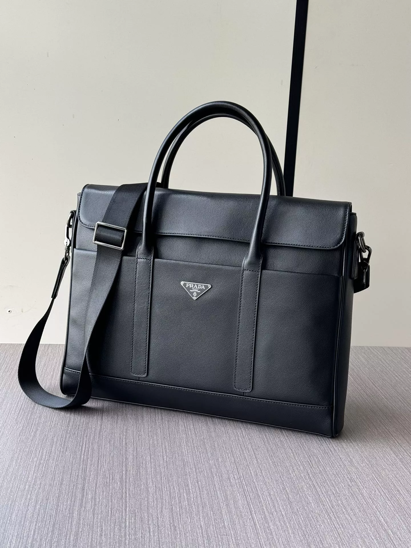 Prada AAA Man Handbags Popular 5764