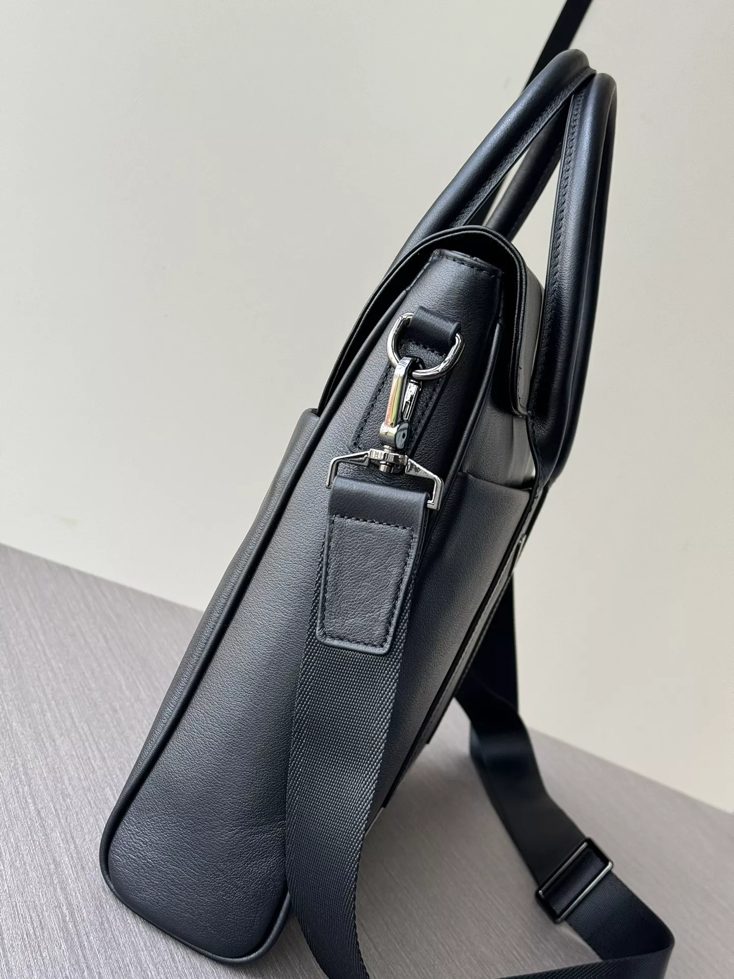 Prada AAA Man Handbags Popular 5764
