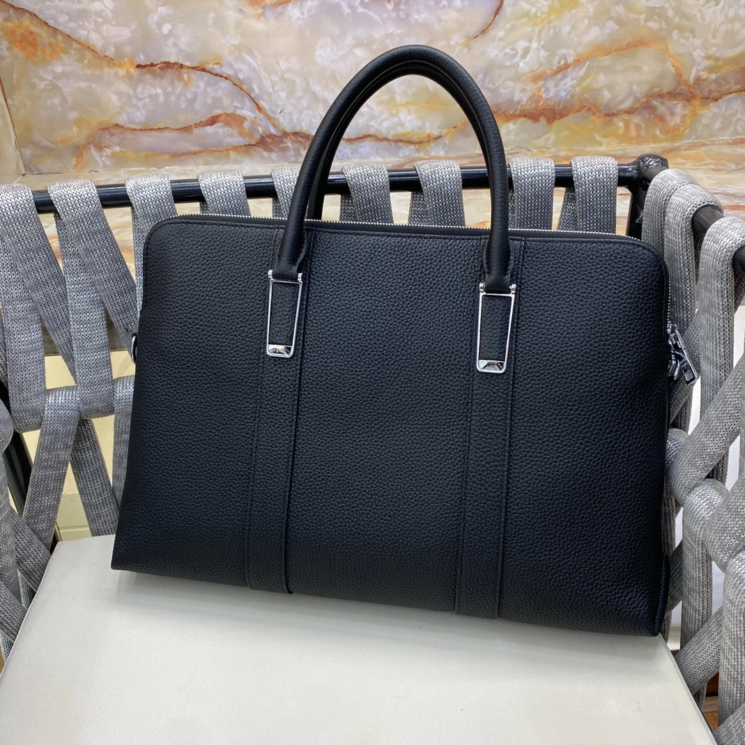 Prada AAA Man Handbags Resilient 4500