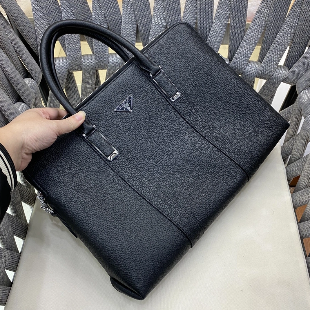 Prada AAA Man Handbags Resilient 4500