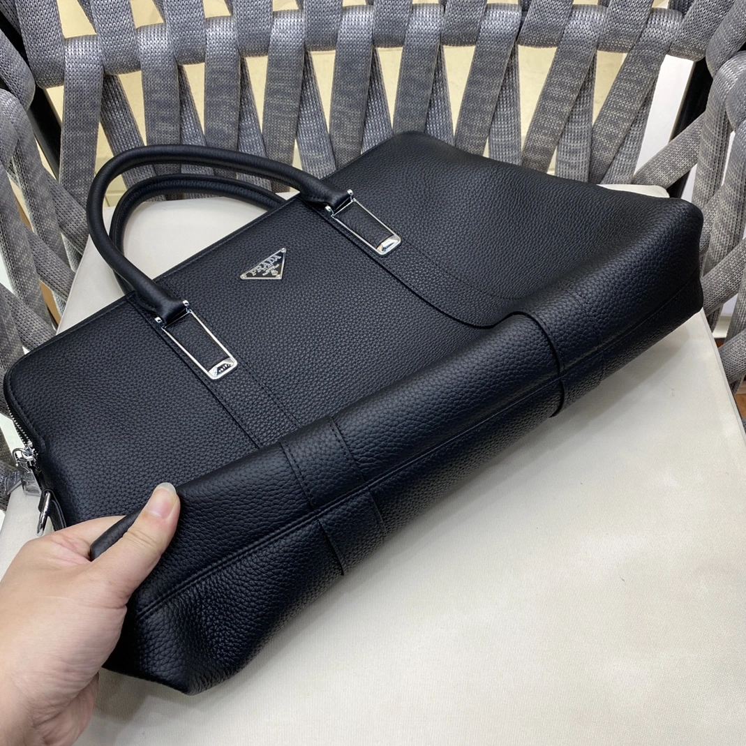 Prada AAA Man Handbags Resilient 4500