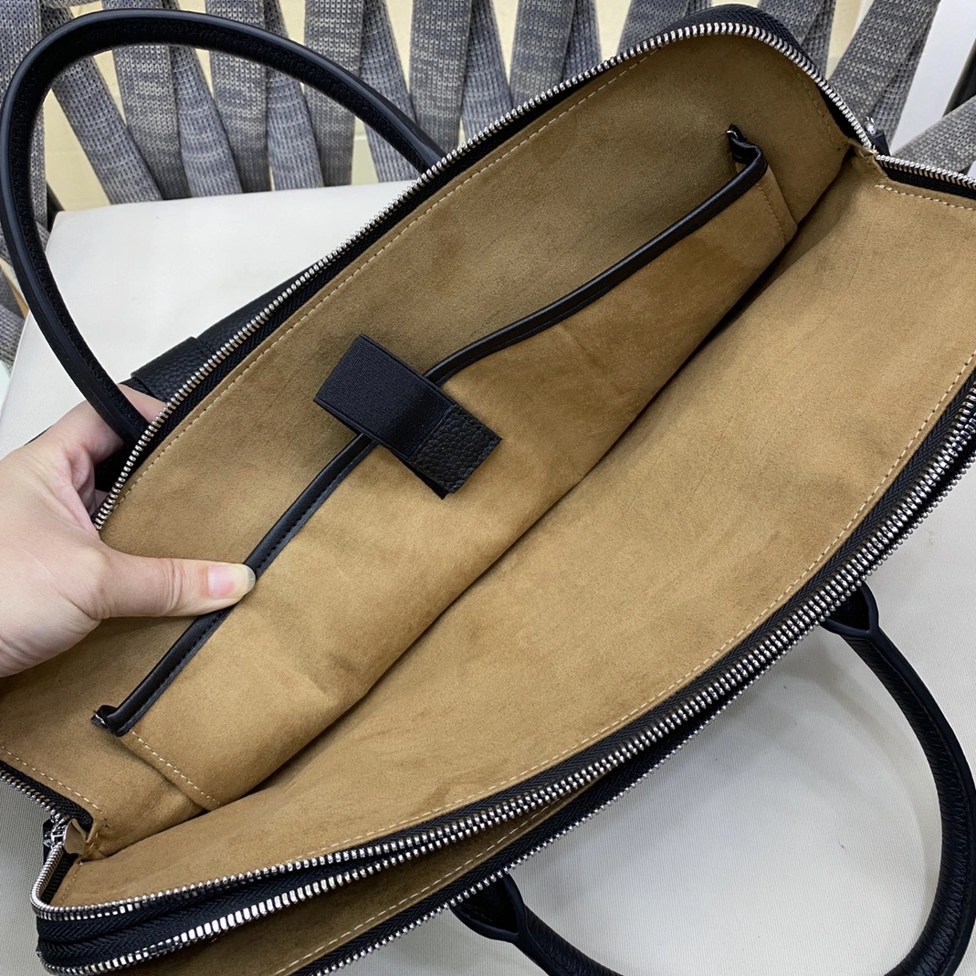 Prada AAA Man Handbags Resilient 4500