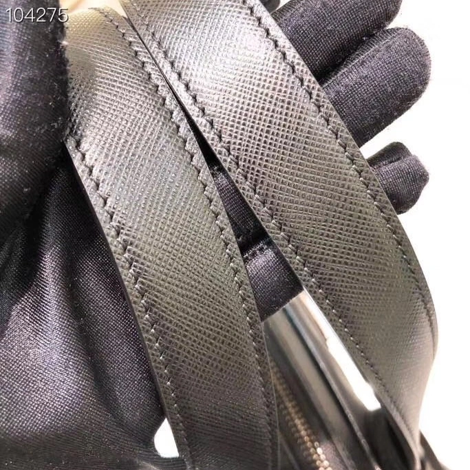 Prada AAA Man Handbags Resilient 7072