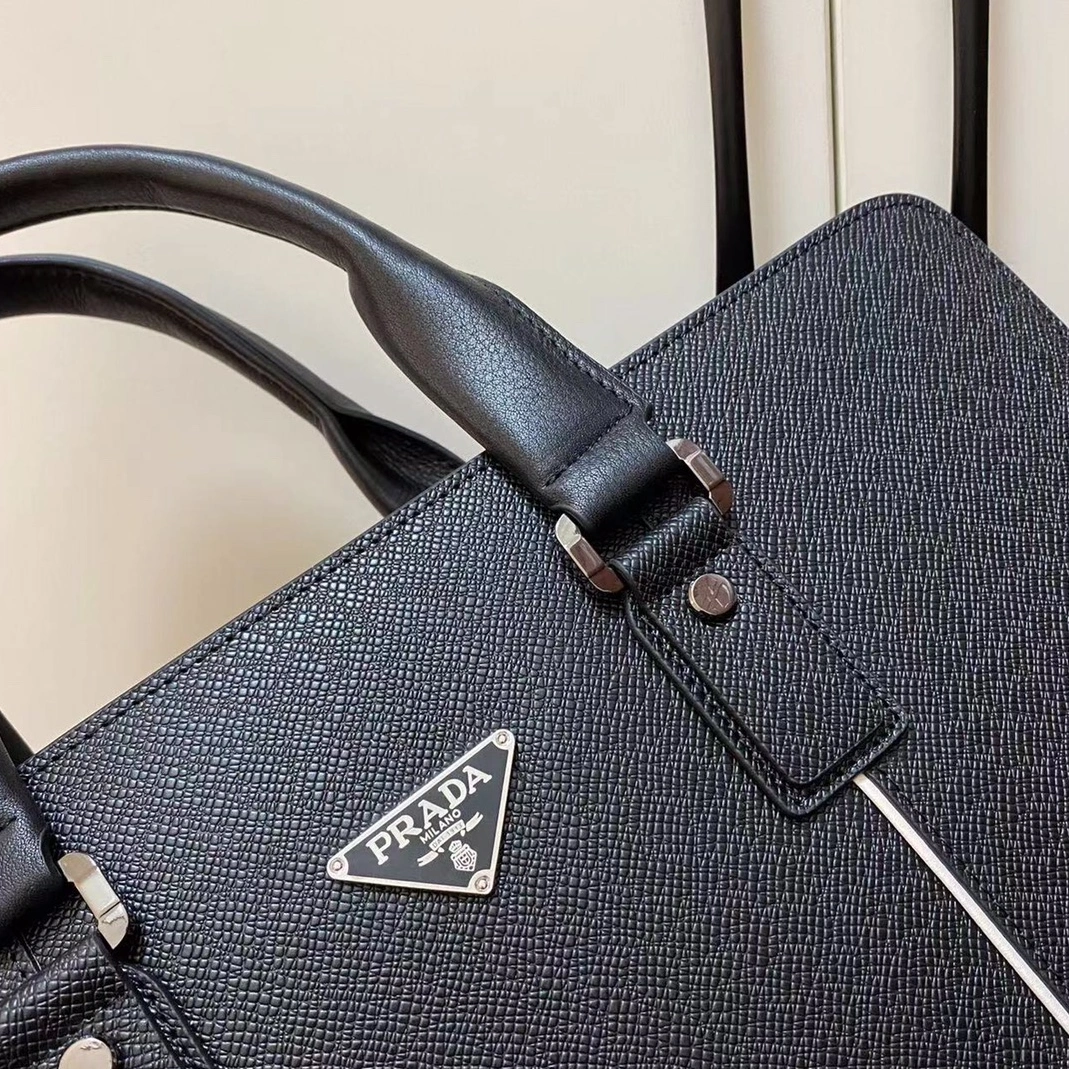 Prada AAA Man Handbags StreetReady 6567