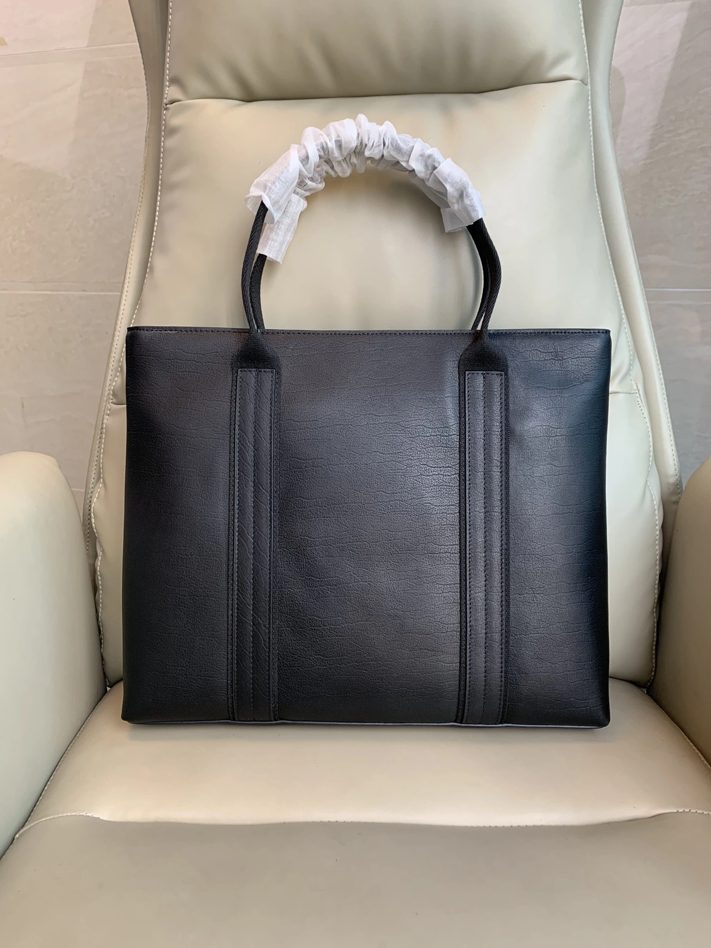 Prada AAA Man Handbags Stylish 3499