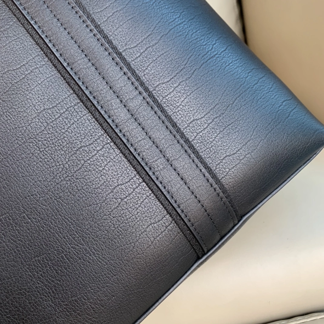 Prada AAA Man Handbags Stylish 3499