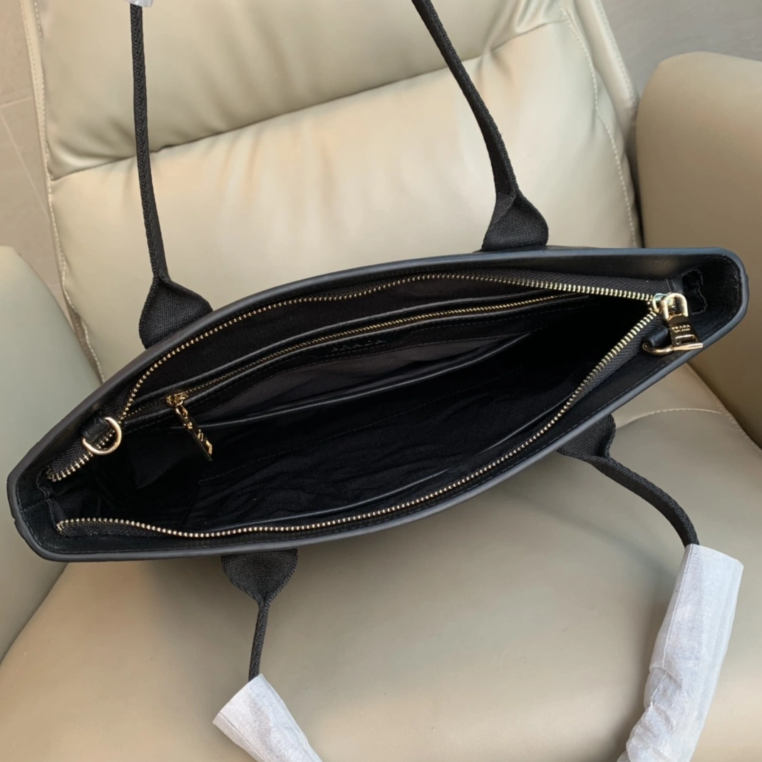 Prada AAA Man Handbags Stylish 3499