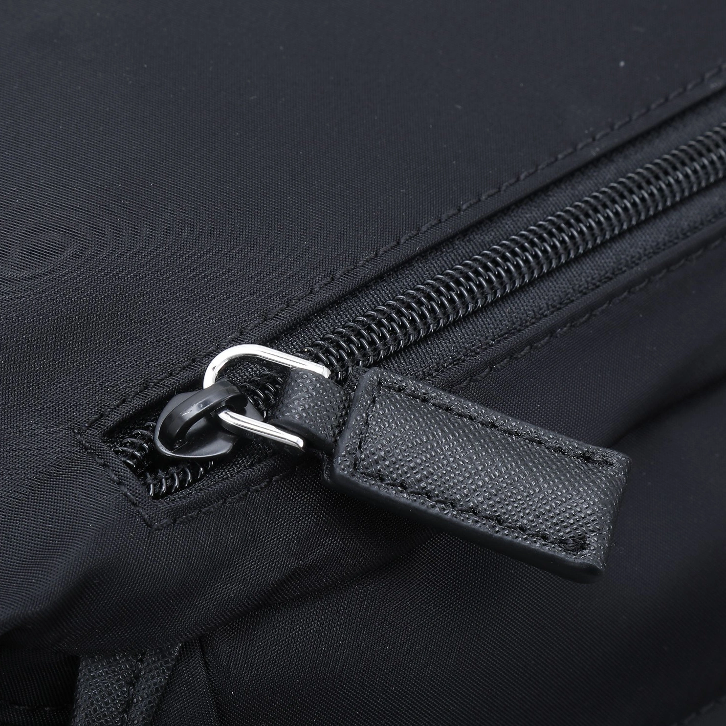 Prada AAA Man Messenger Bags AllSeason 3905