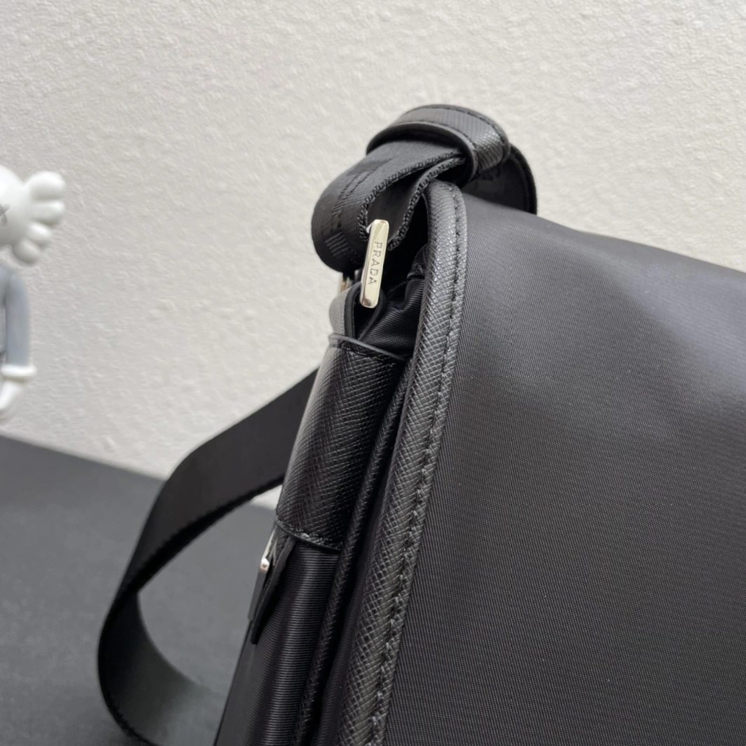 Prada AAA Man Messenger Bags Bold 4506