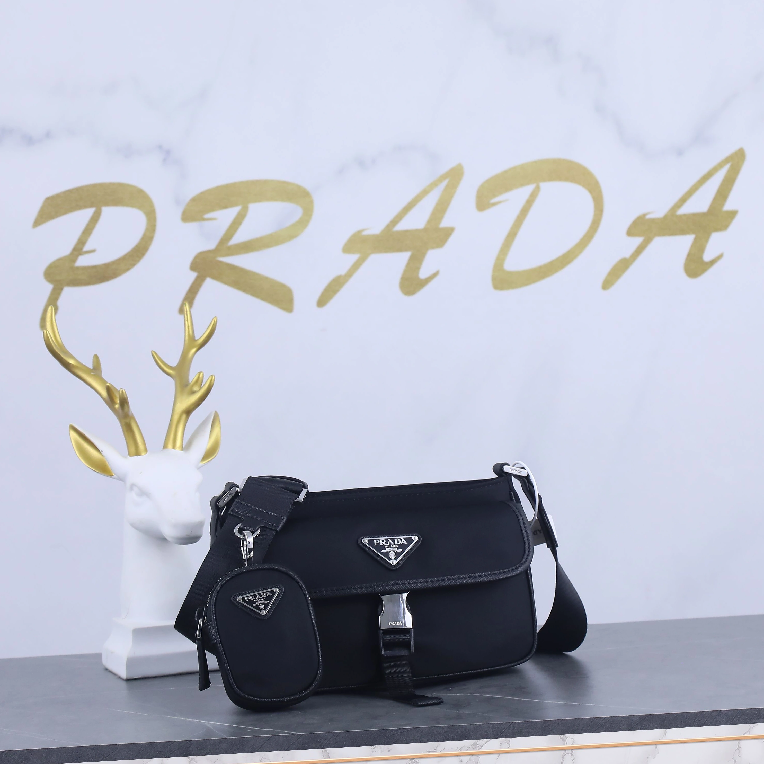 Prada AAA Man Messenger Bags Classic 734