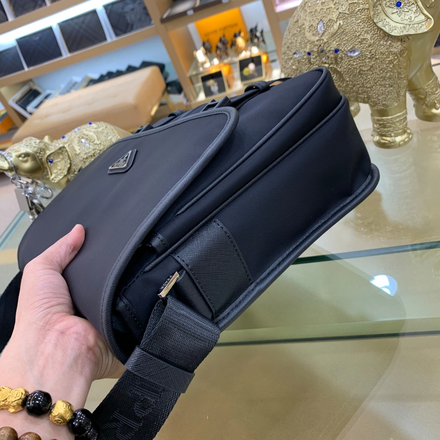 Prada AAA Man Messenger Bags Comfortable 6609