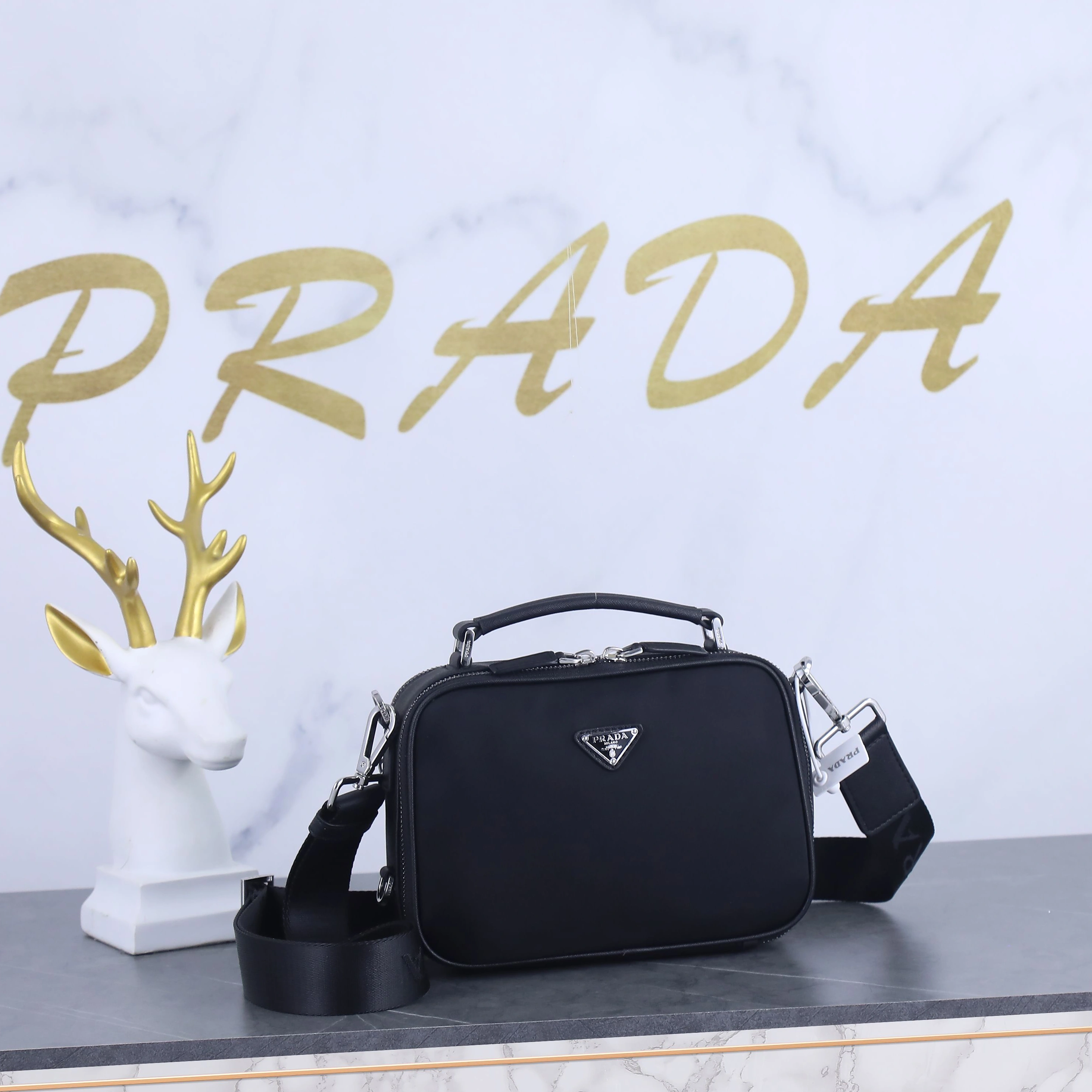 Prada AAA Man Messenger Bags Comfortable 7193