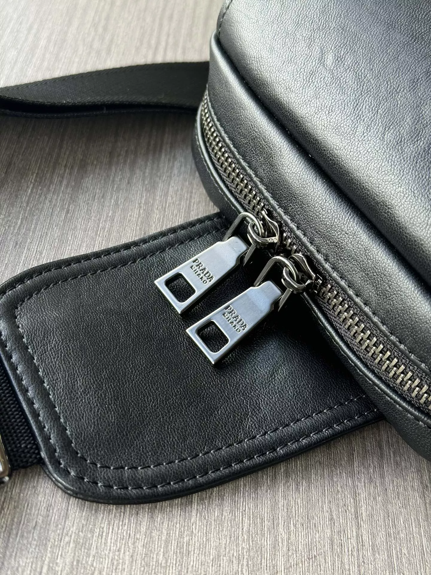 Prada AAA Man Messenger Bags Cozy 5316