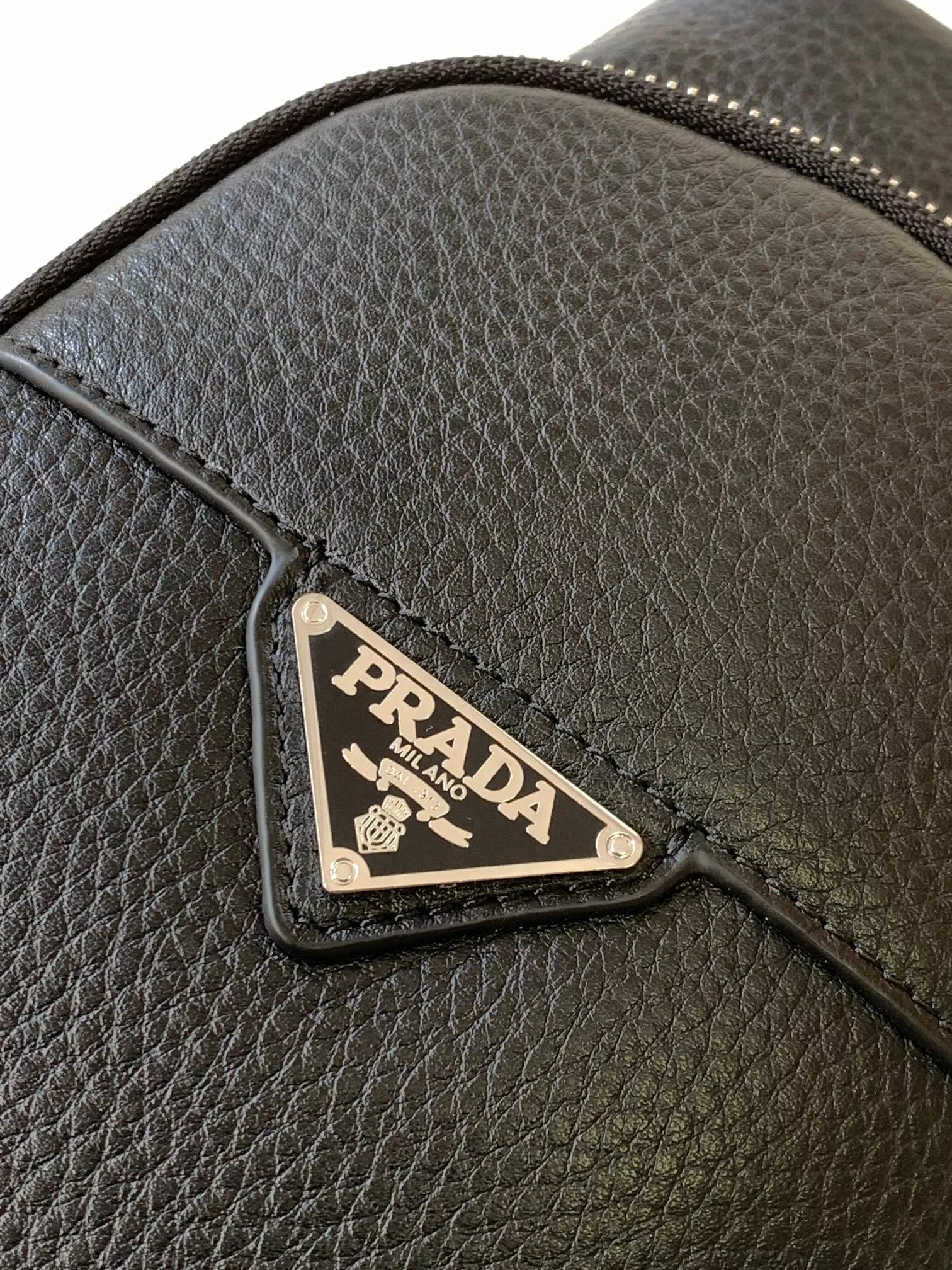 Prada AAA Man Messenger Bags Durable 7331