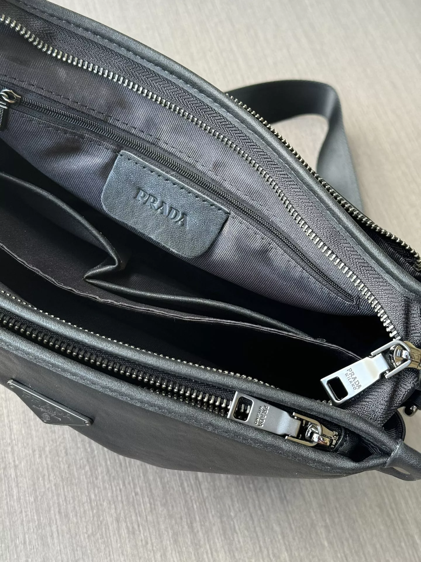 Prada AAA Man Messenger Bags Durable 7942