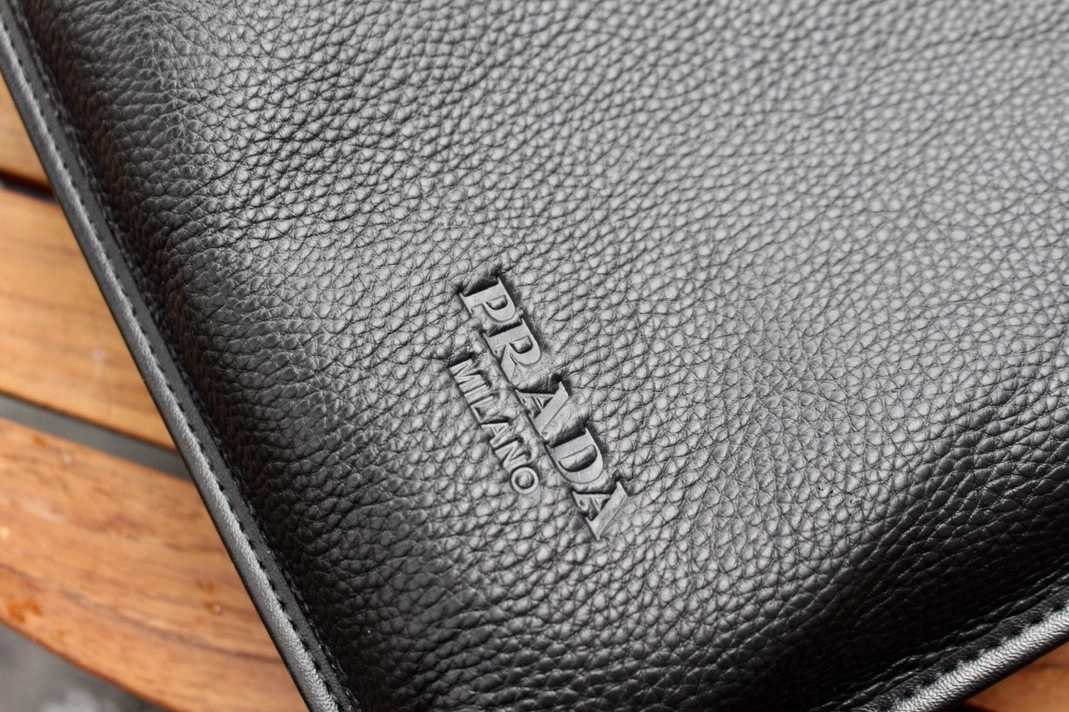 Prada AAA Man Messenger Bags EasyMatch 3207