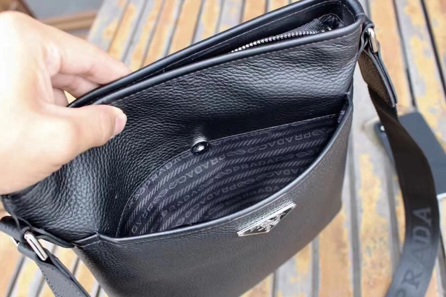 Prada AAA Man Messenger Bags EasyMatch 7715