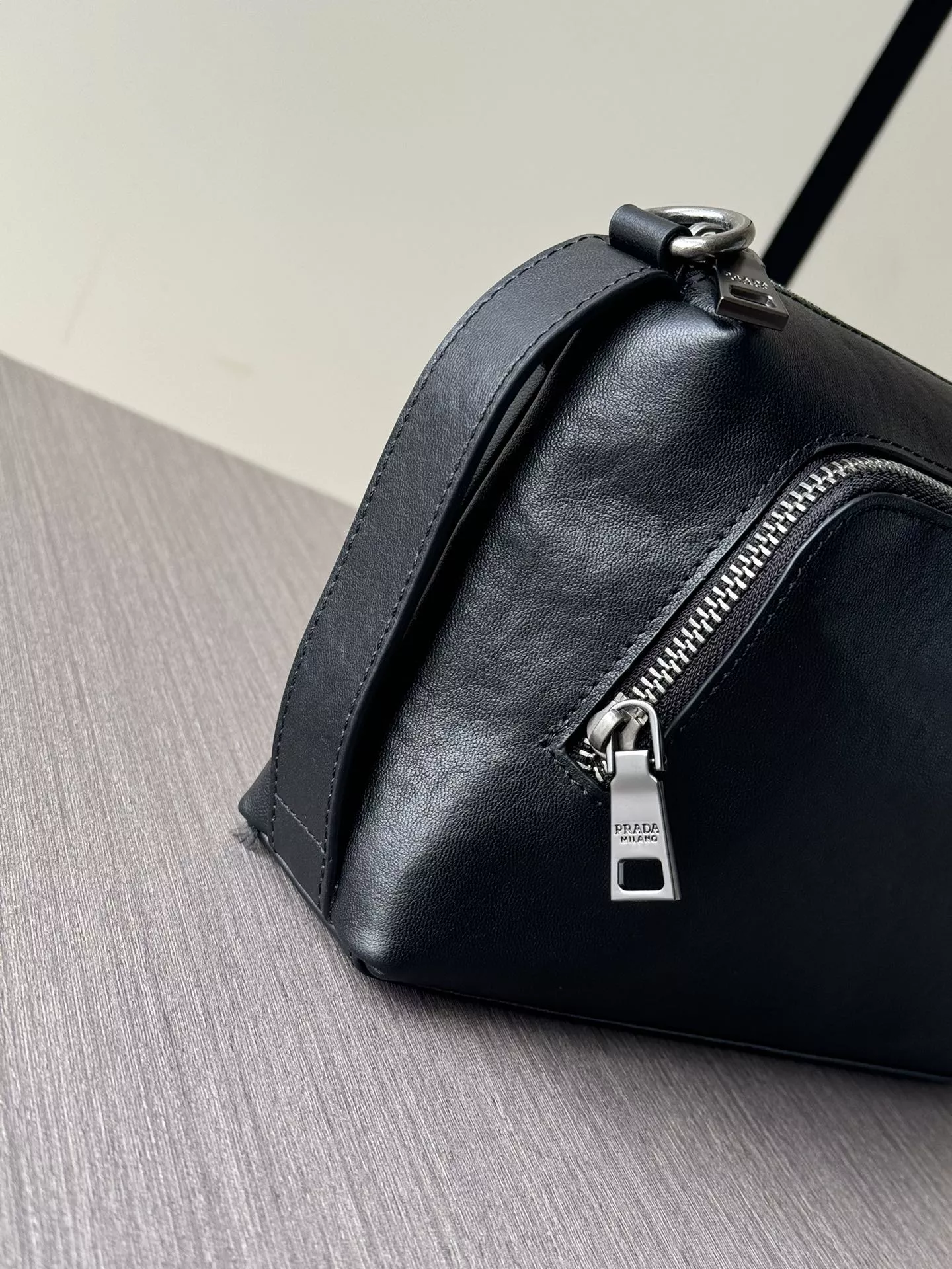 Prada AAA Man Messenger Bags Elegant 7690