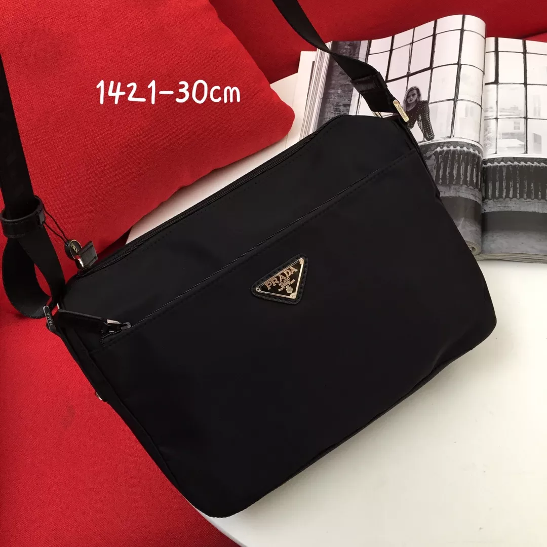 Prada AAA Man Messenger Bags Fashionable 7454
